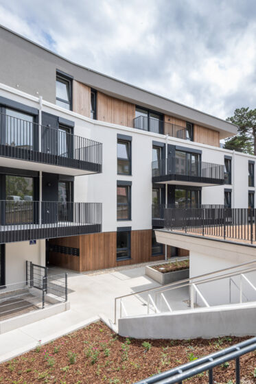 Bad Vöslau_Pano Richtung Villa