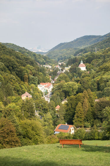 Haus mit PV Paneelen