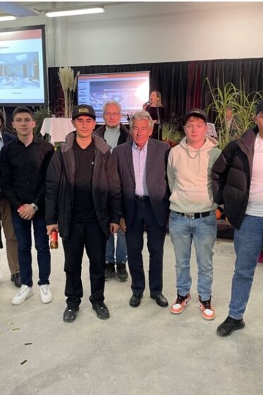 Gruppenbild Sedlak Lehrlinge