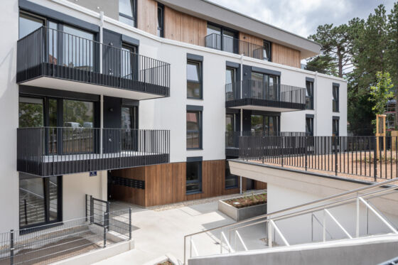 Florastraße 6A_Bad Vöslau Bad Vöslau_Pano Richtung Villa