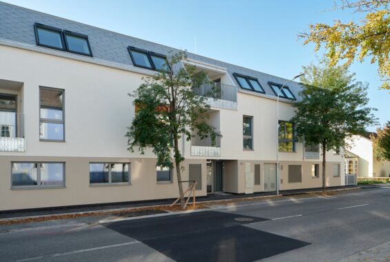 Außenansicht Klederingerstraße  Außenansicht Klederingerstraße